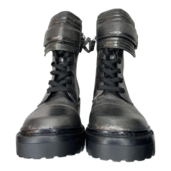 DKNY Women's Gunmetal Leather Buckled Quilted Block-Heel Combat Boots Size 6 NWT